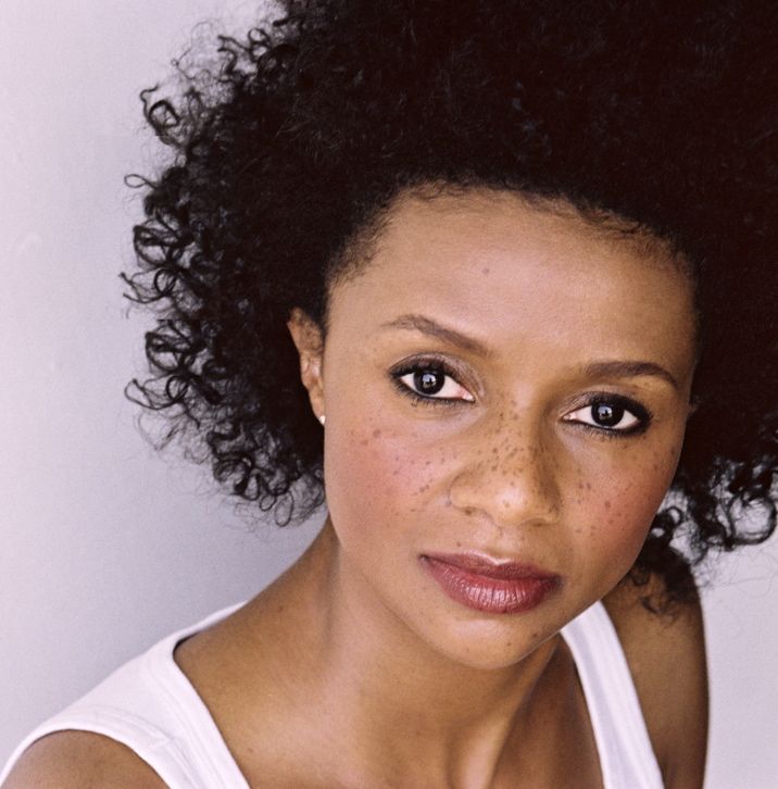 actor Jennifer Lauren large photo