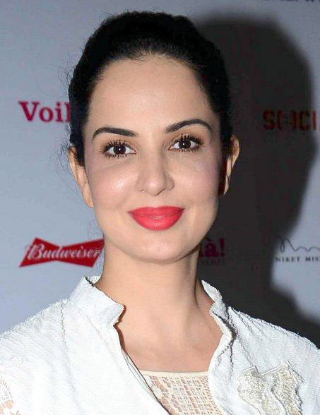 actor Rukhsar Rehman large photo
