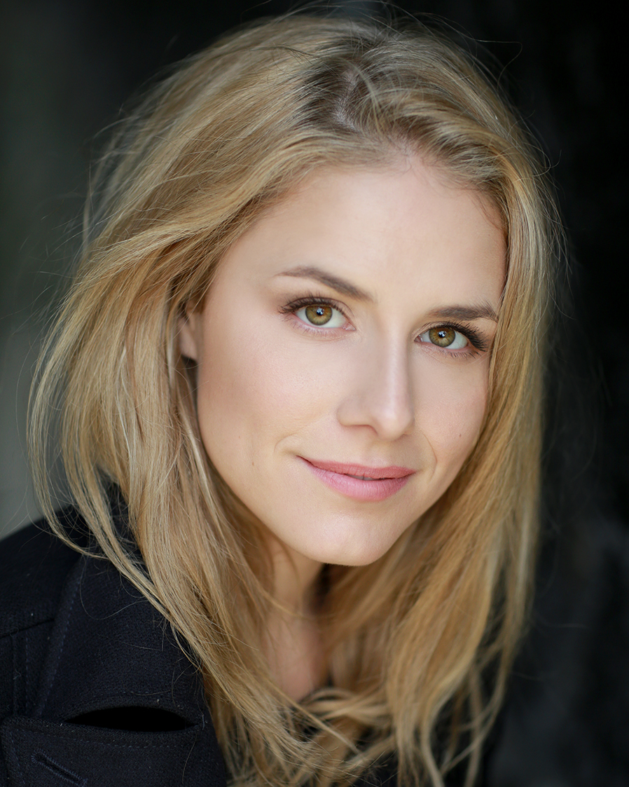 actor Alix Wilton Regan large photo