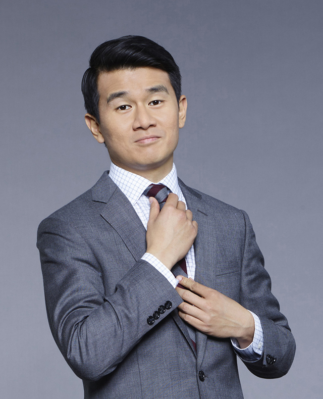 actor Ronny Chieng large photo