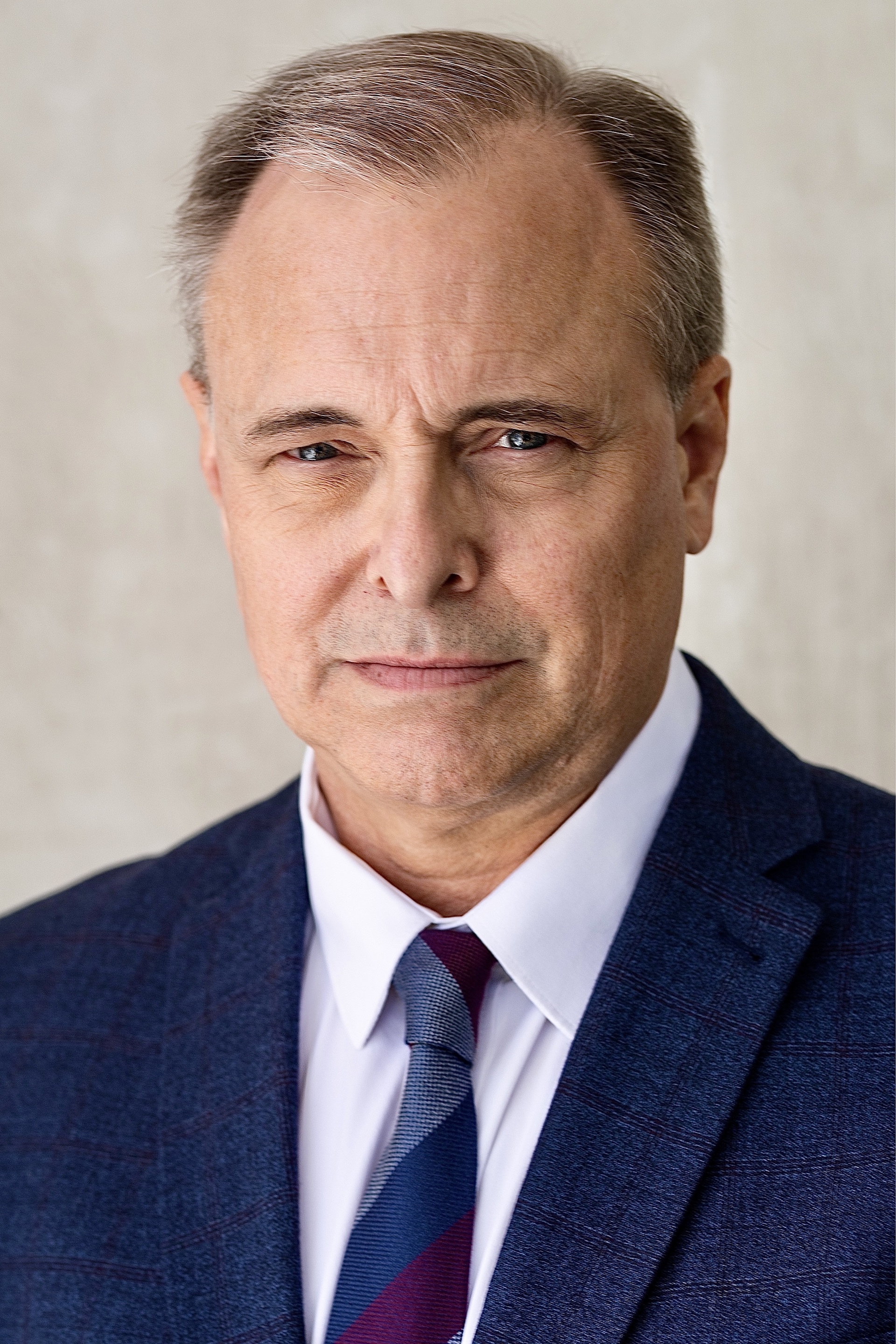 actor Barry W. Levy large photo