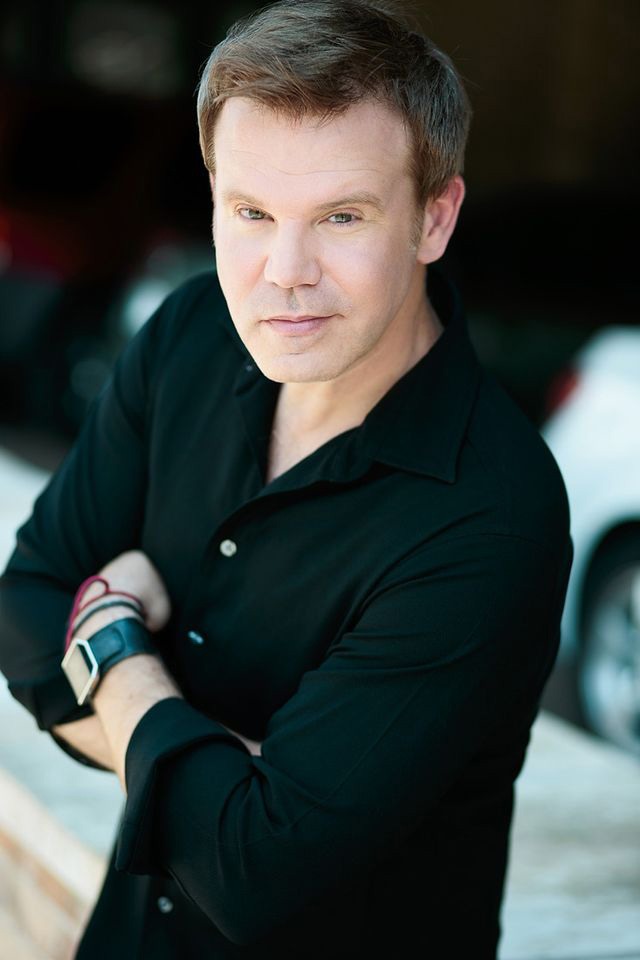 actor Gray G. Haddock large photo