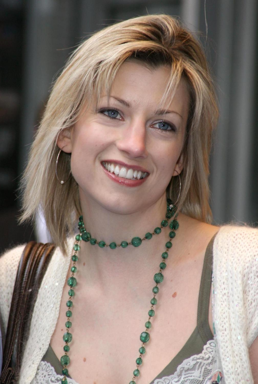 actor Claire Goose large photo