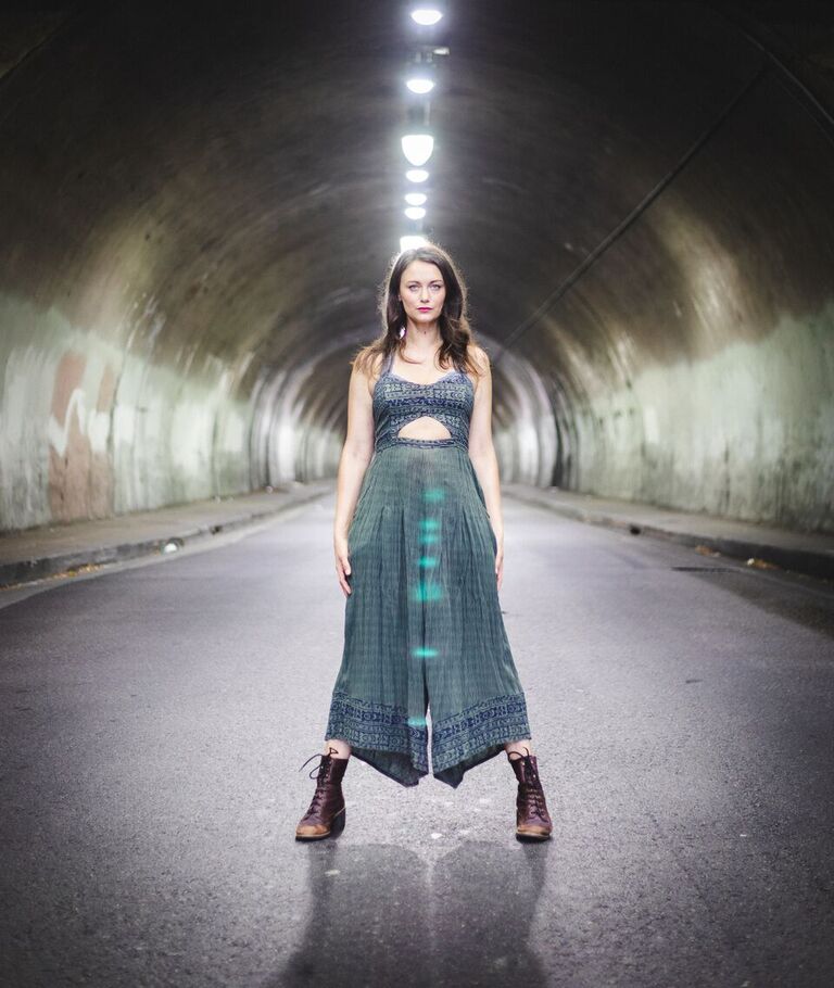 actor Deanna Russo large photo