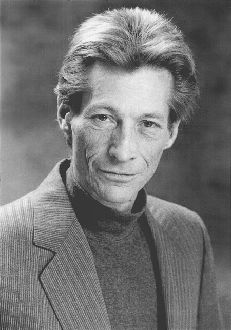 actor Robert Axelrod large photo