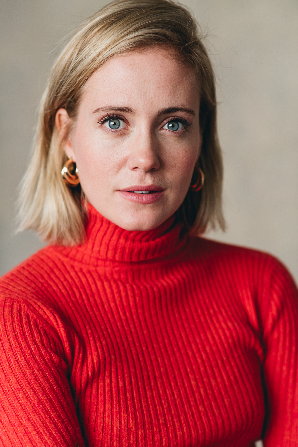 actor Bea Santos large photo