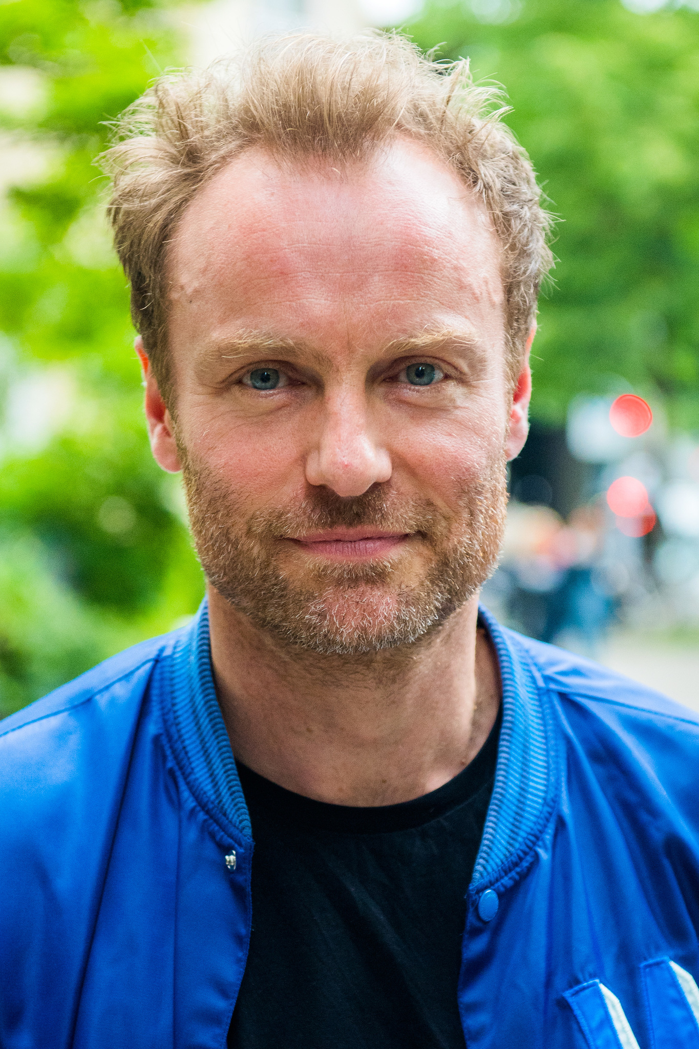 actor Mark Waschke large photo