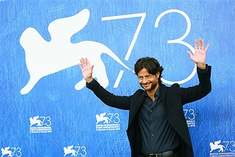 actor Andrea Sartoretti large photo