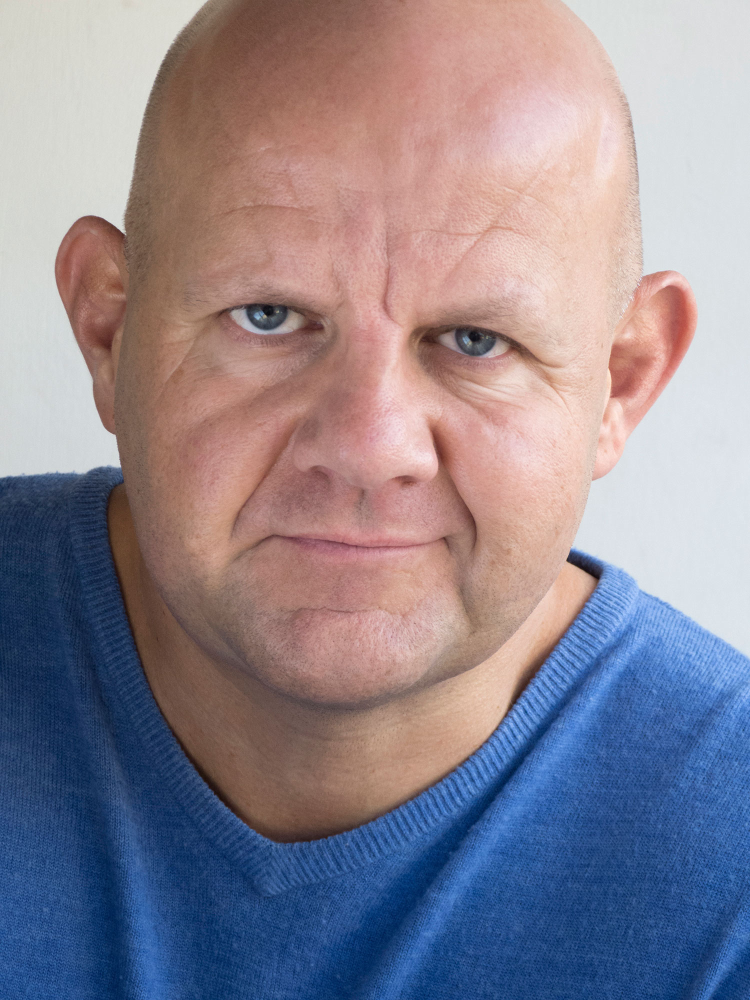 actor Terry Bird large photo