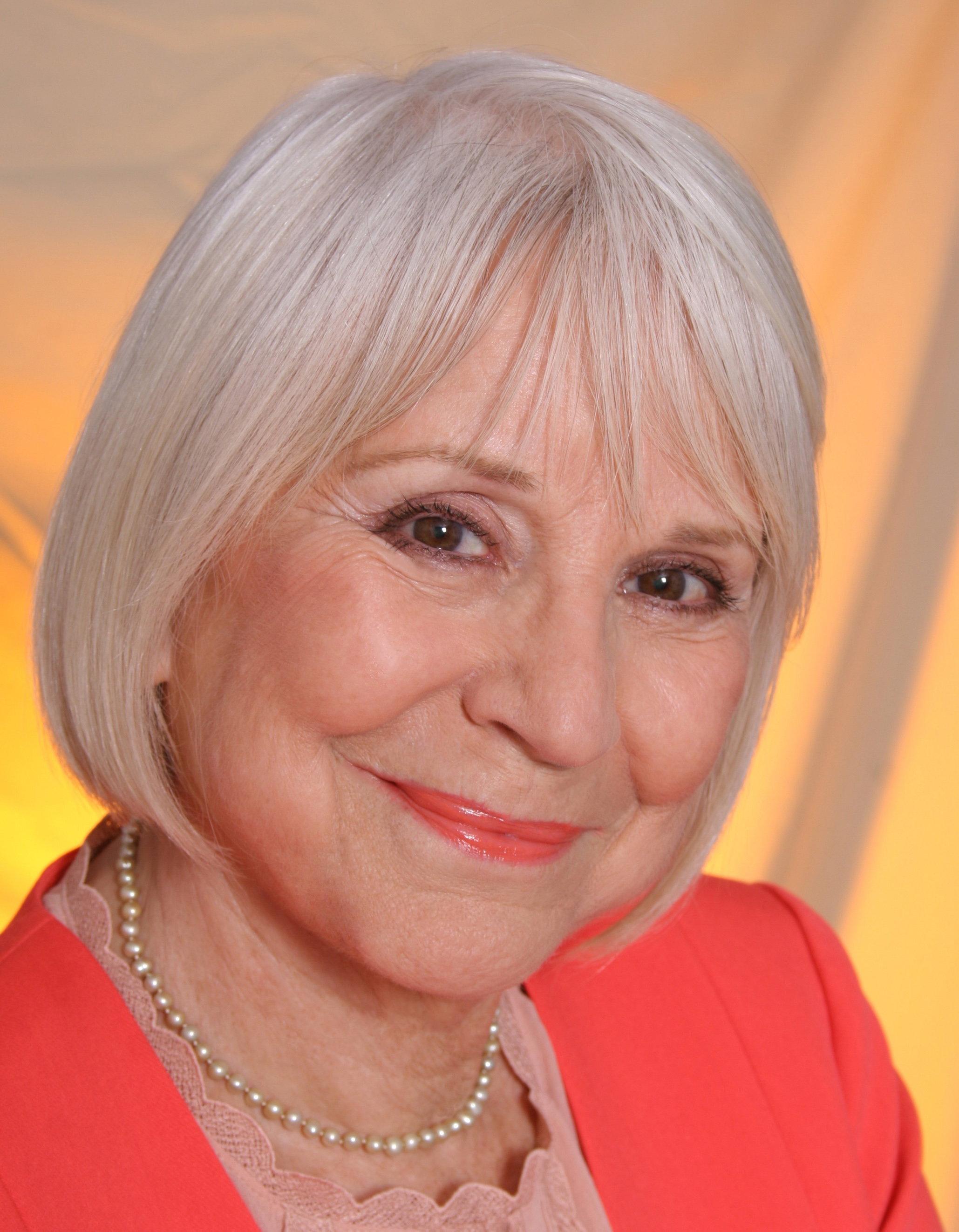 actor Judy Grafe large photo