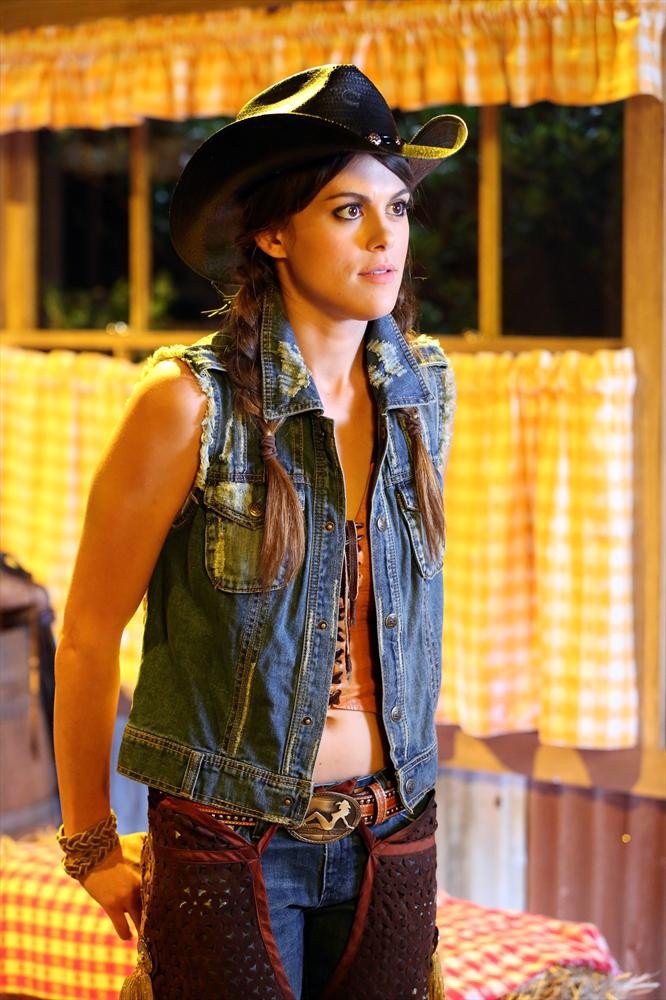 actor Lindsey Shaw large photo