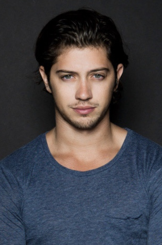 actor Chris Galya large photo