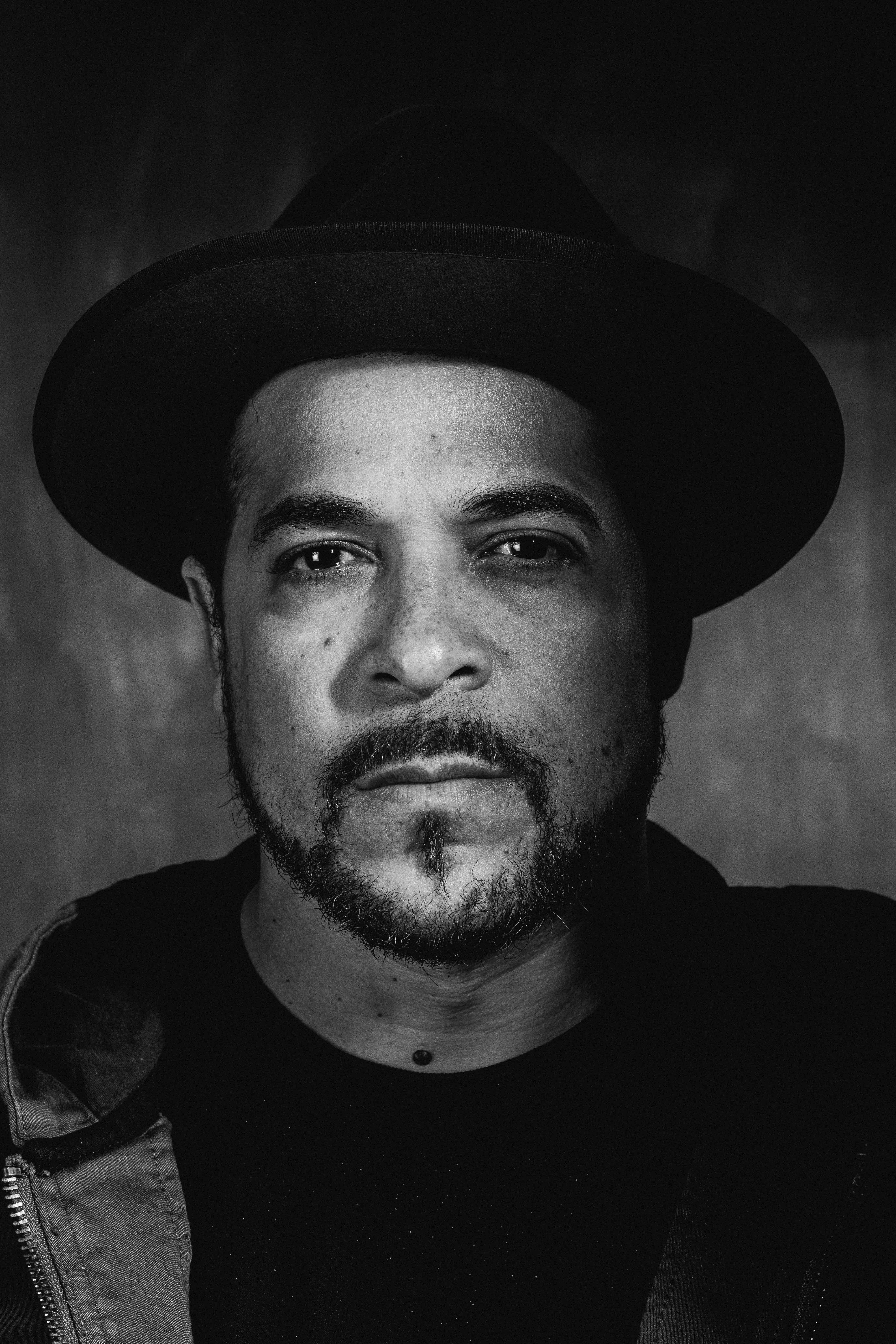 actor Cory Bowles large photo