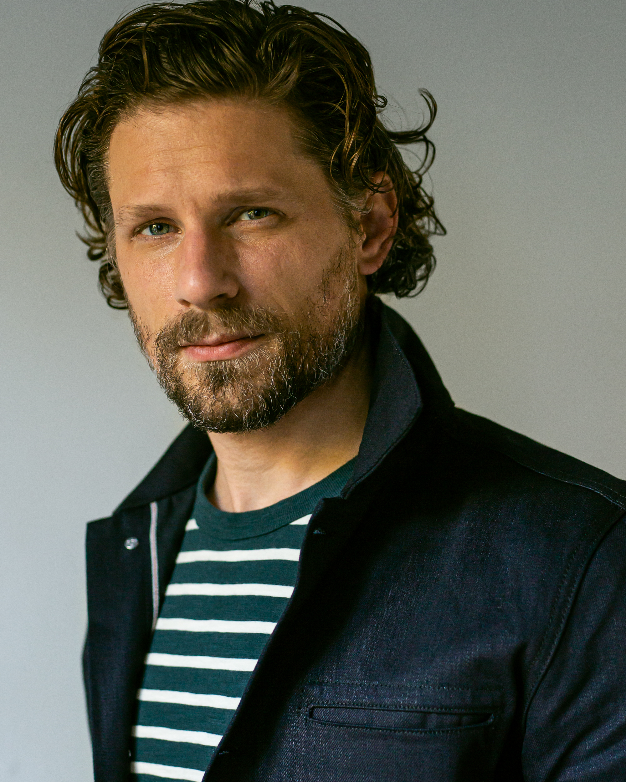 actor Matt Lauria large photo