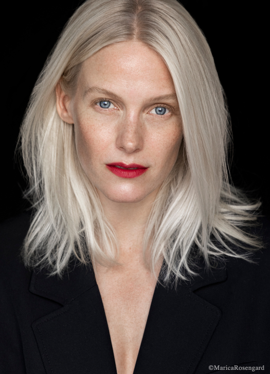 actor Laura Birn large photo