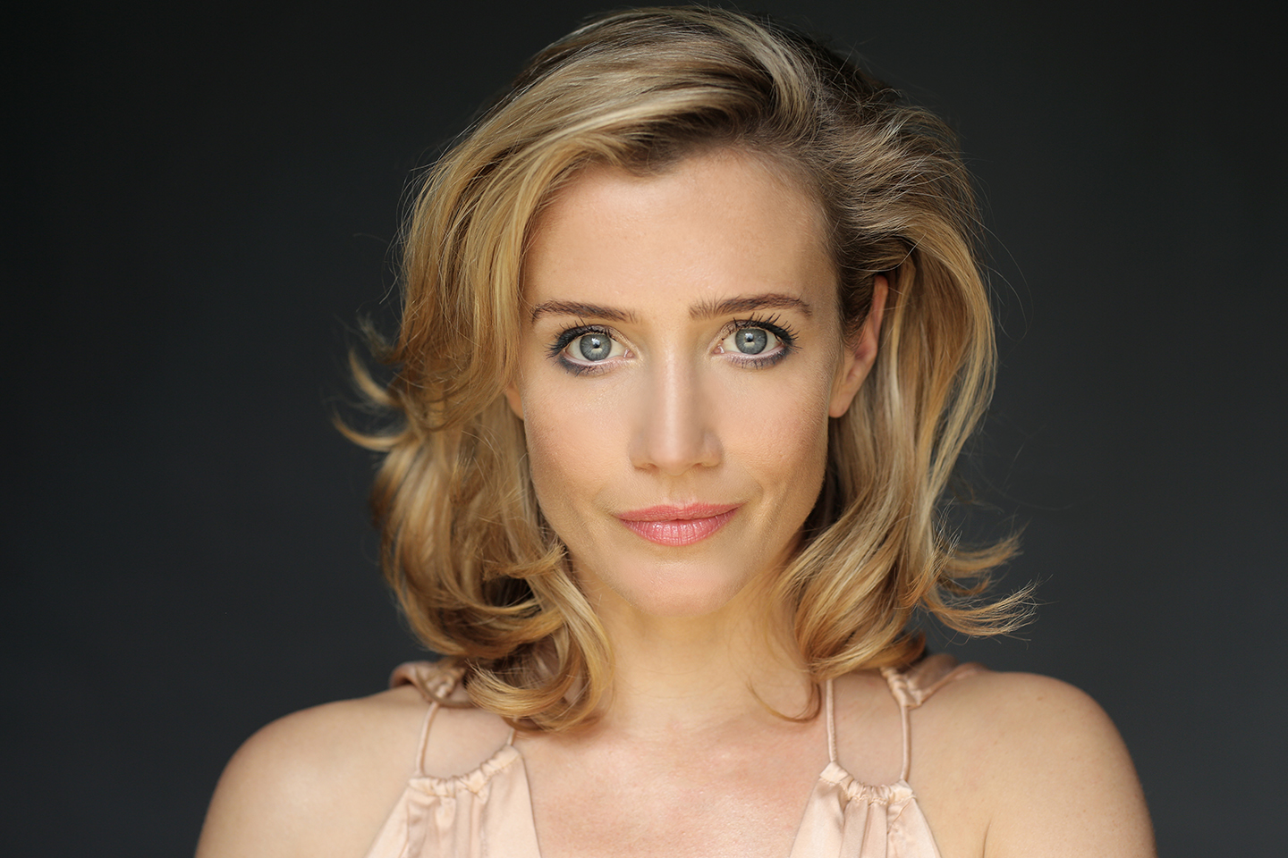 actor Lisa Dwan large photo