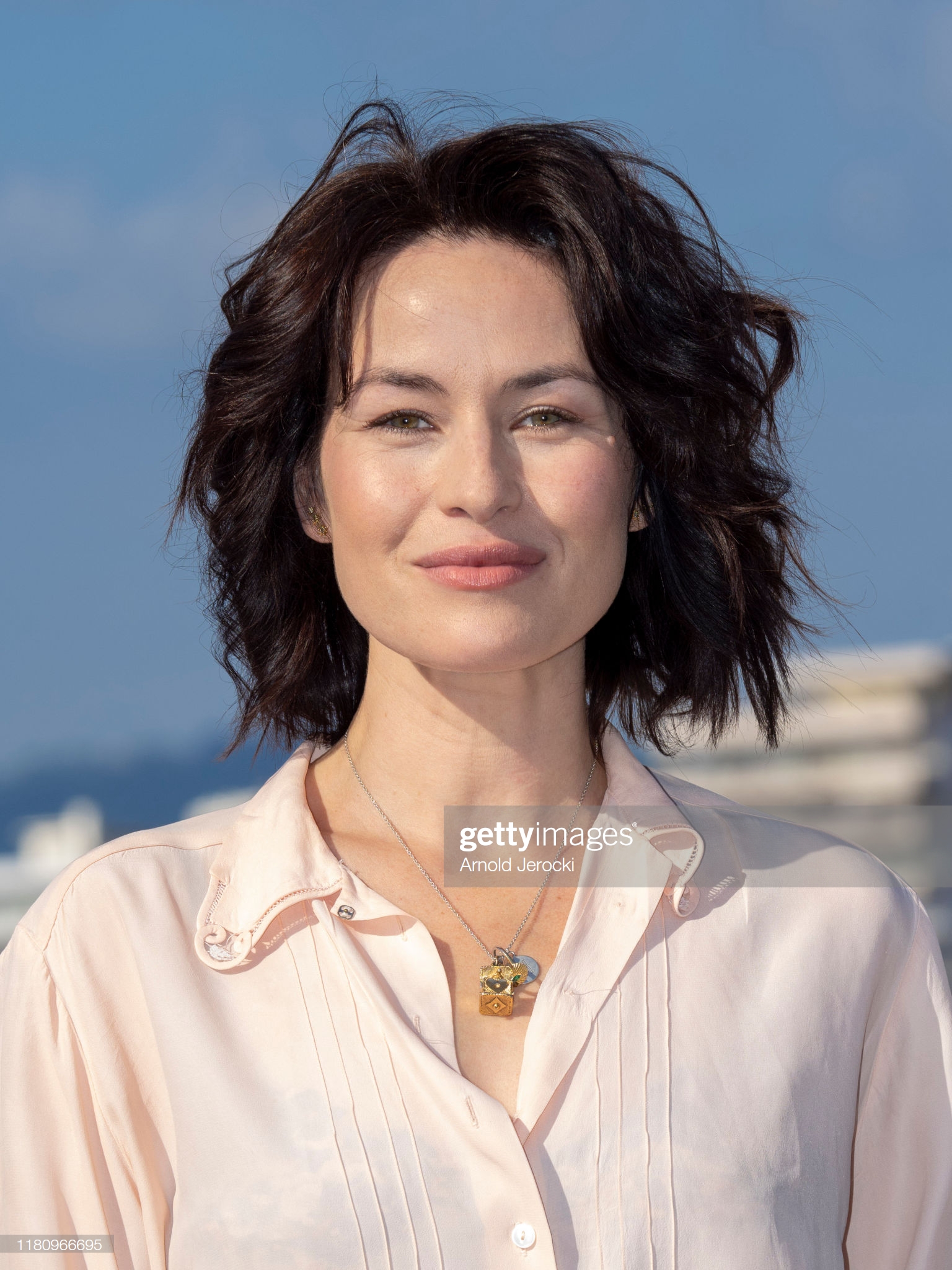 actor Maimie McCoy large photo