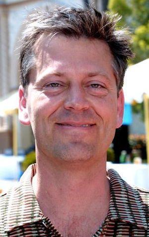 actor Craig Bartlett large photo