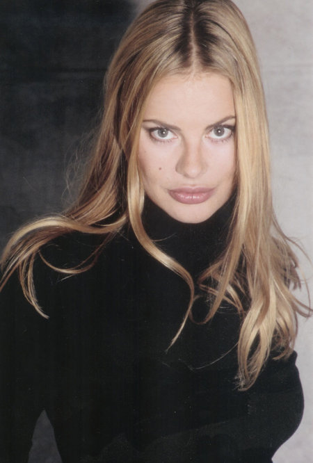 actor Xenia Seeberg large photo