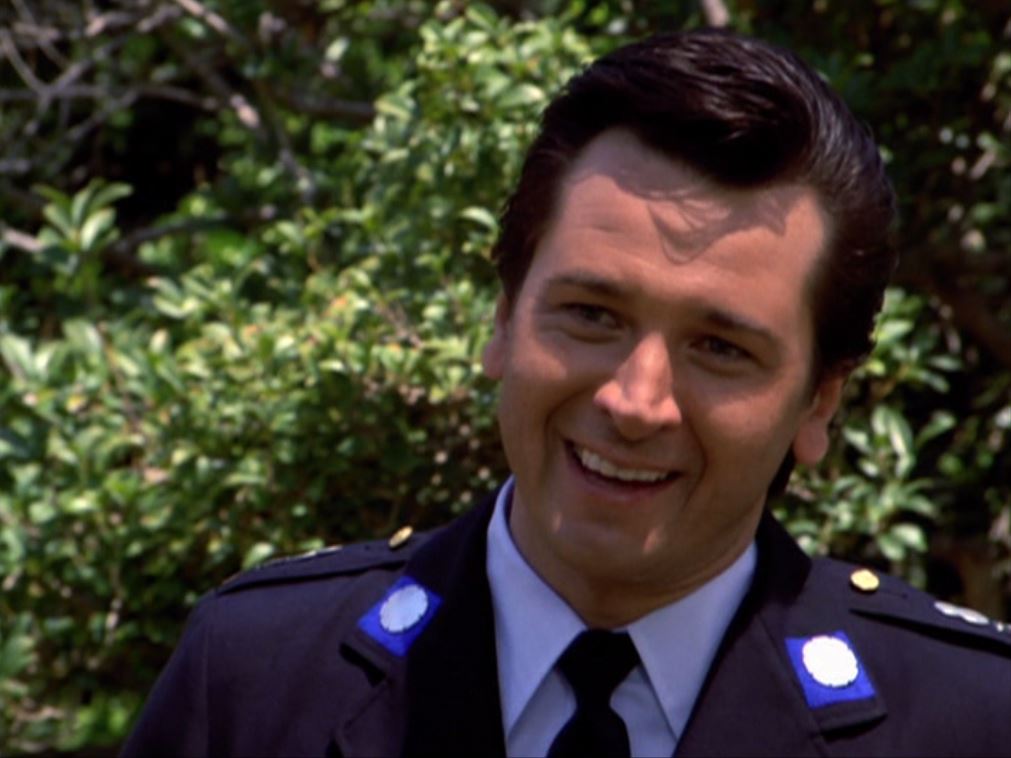 actor Mark Lindsay Chapman large photo