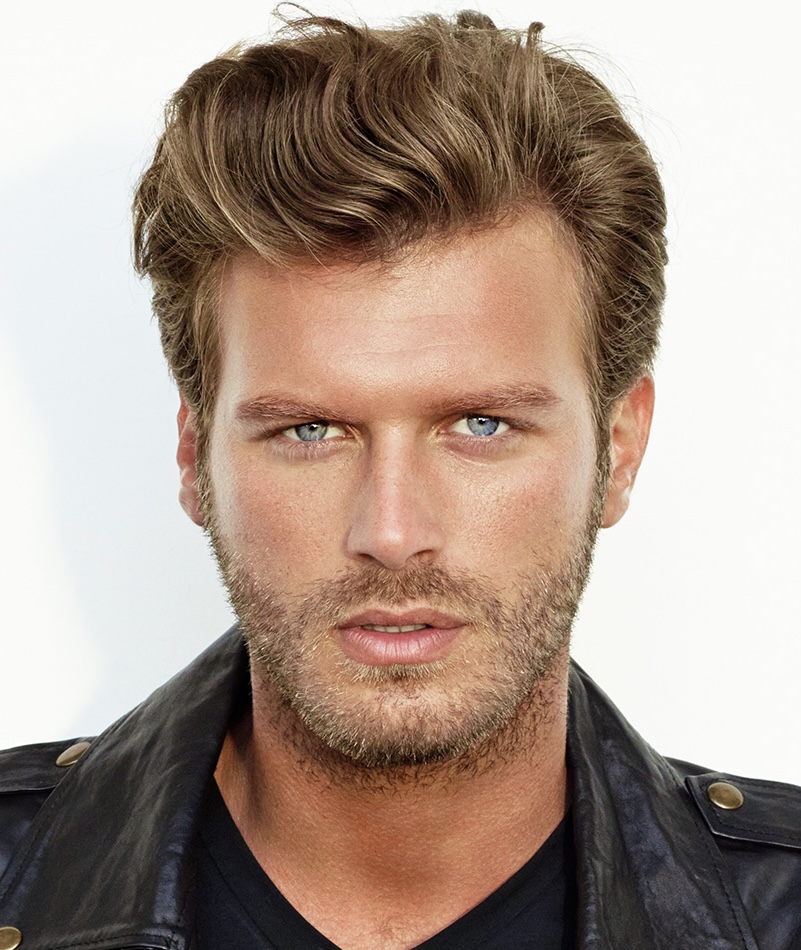 actor Kivanç Tatlitug large photo