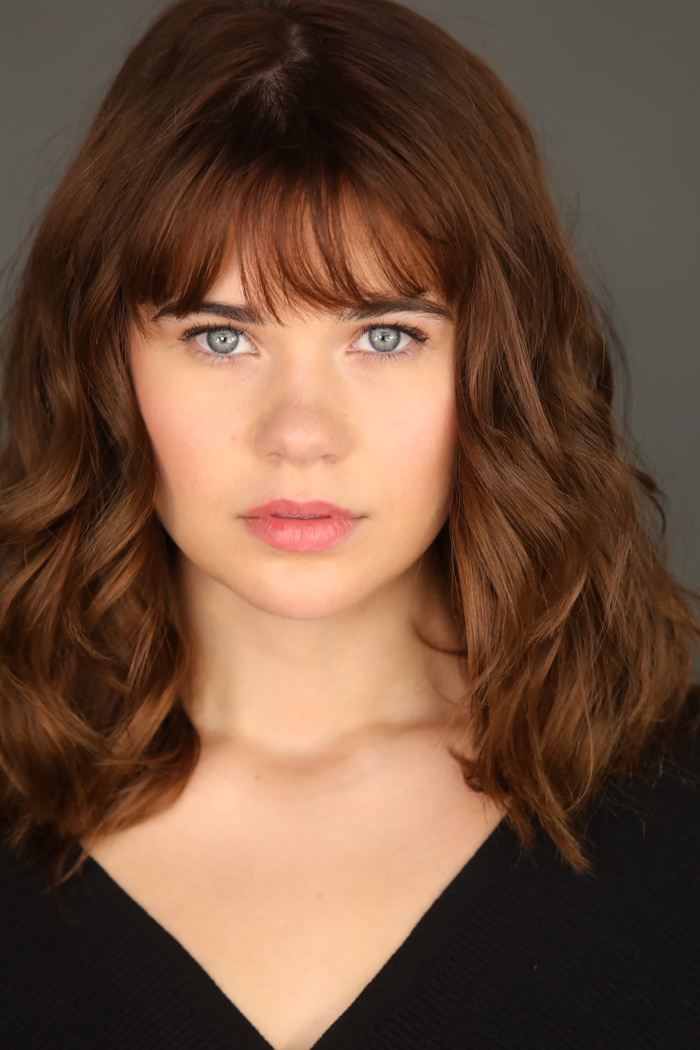 actor Madeleine Hall large photo