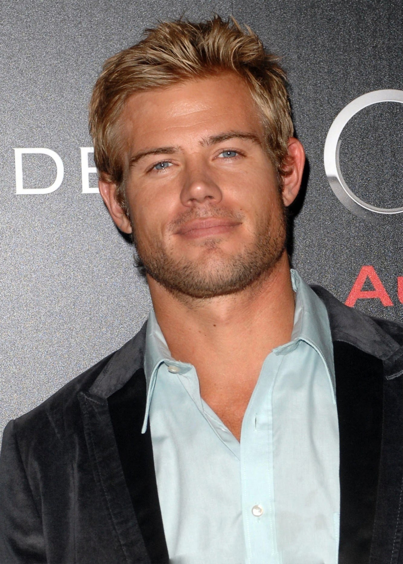 actor Trevor Donovan large photo