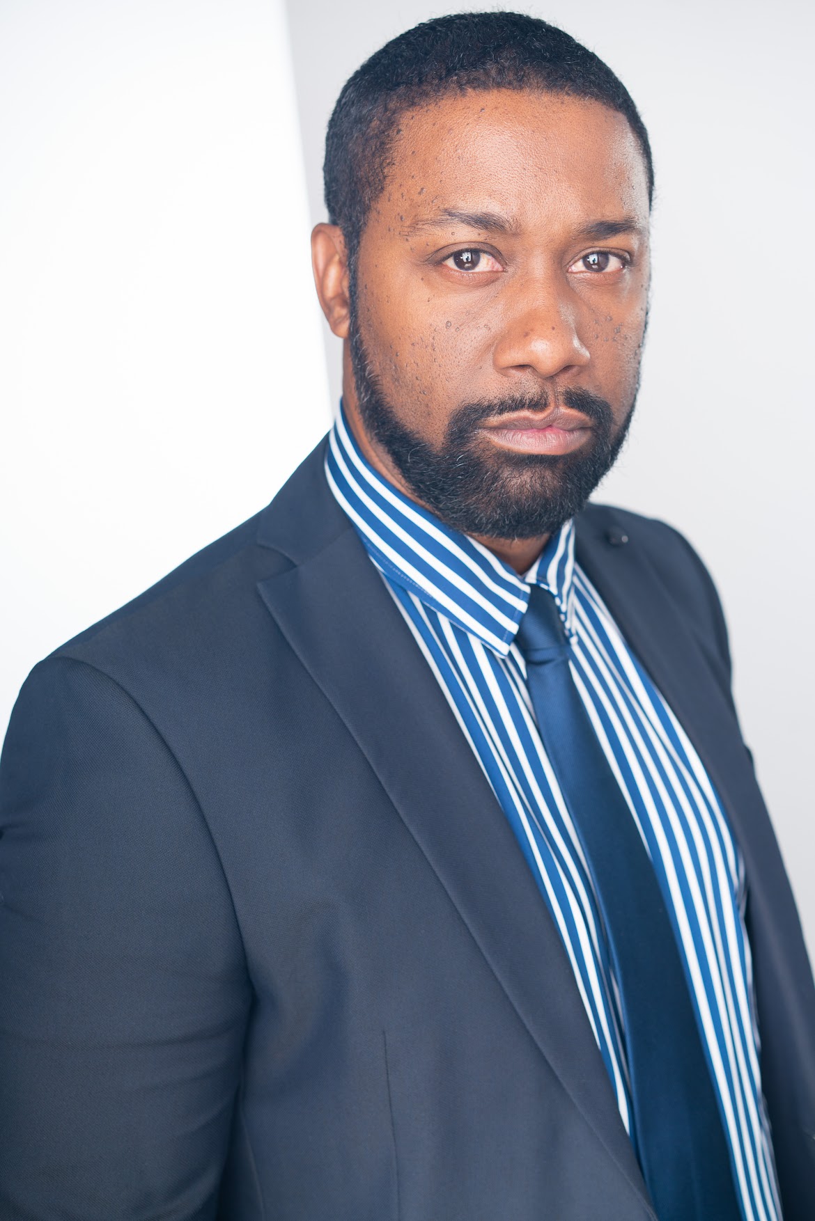 actor Howard Alonzo large photo