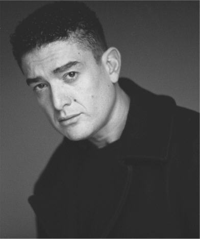 actor Michael Dobson large photo