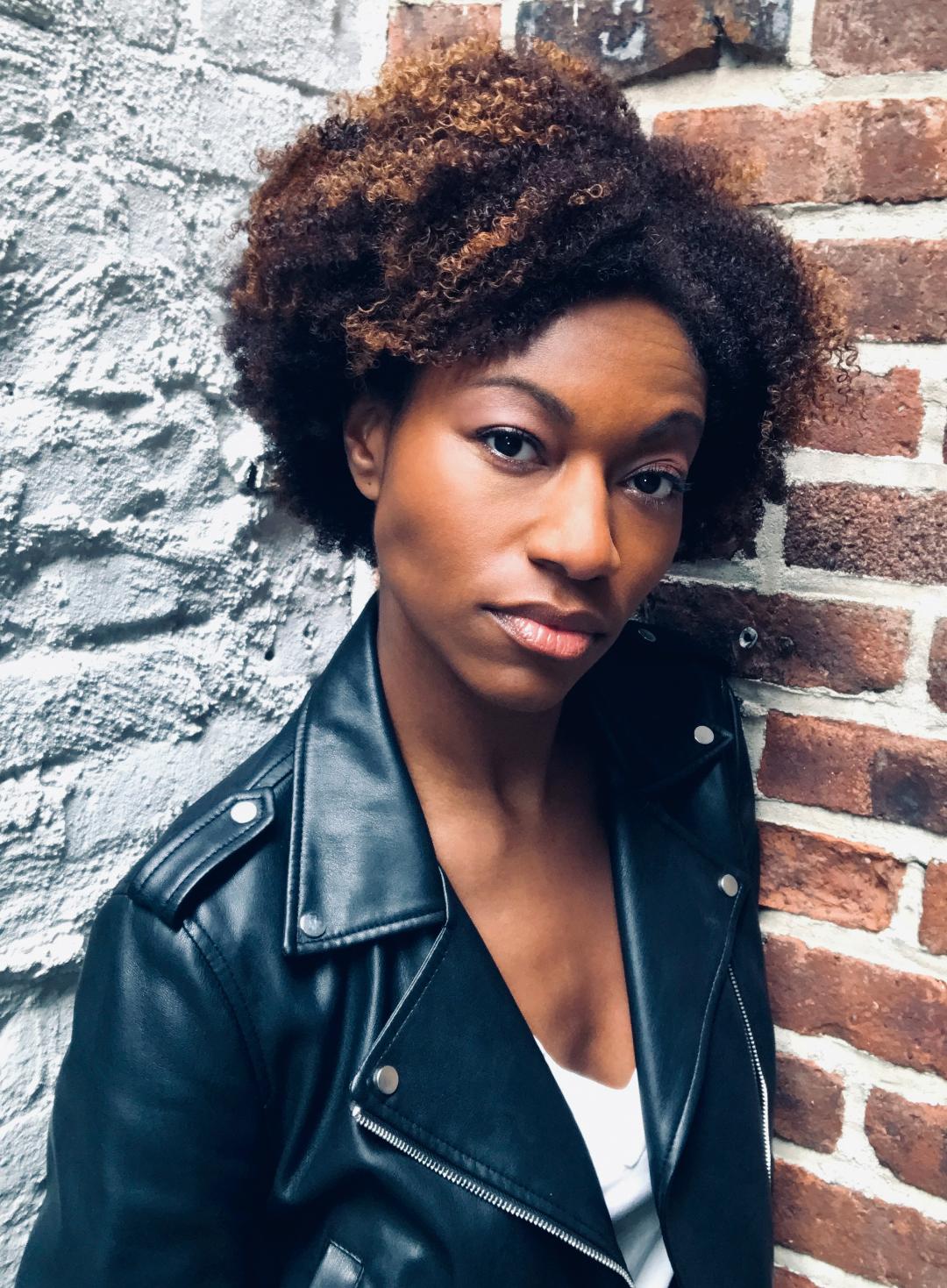 actor Jenny Laroche large photo