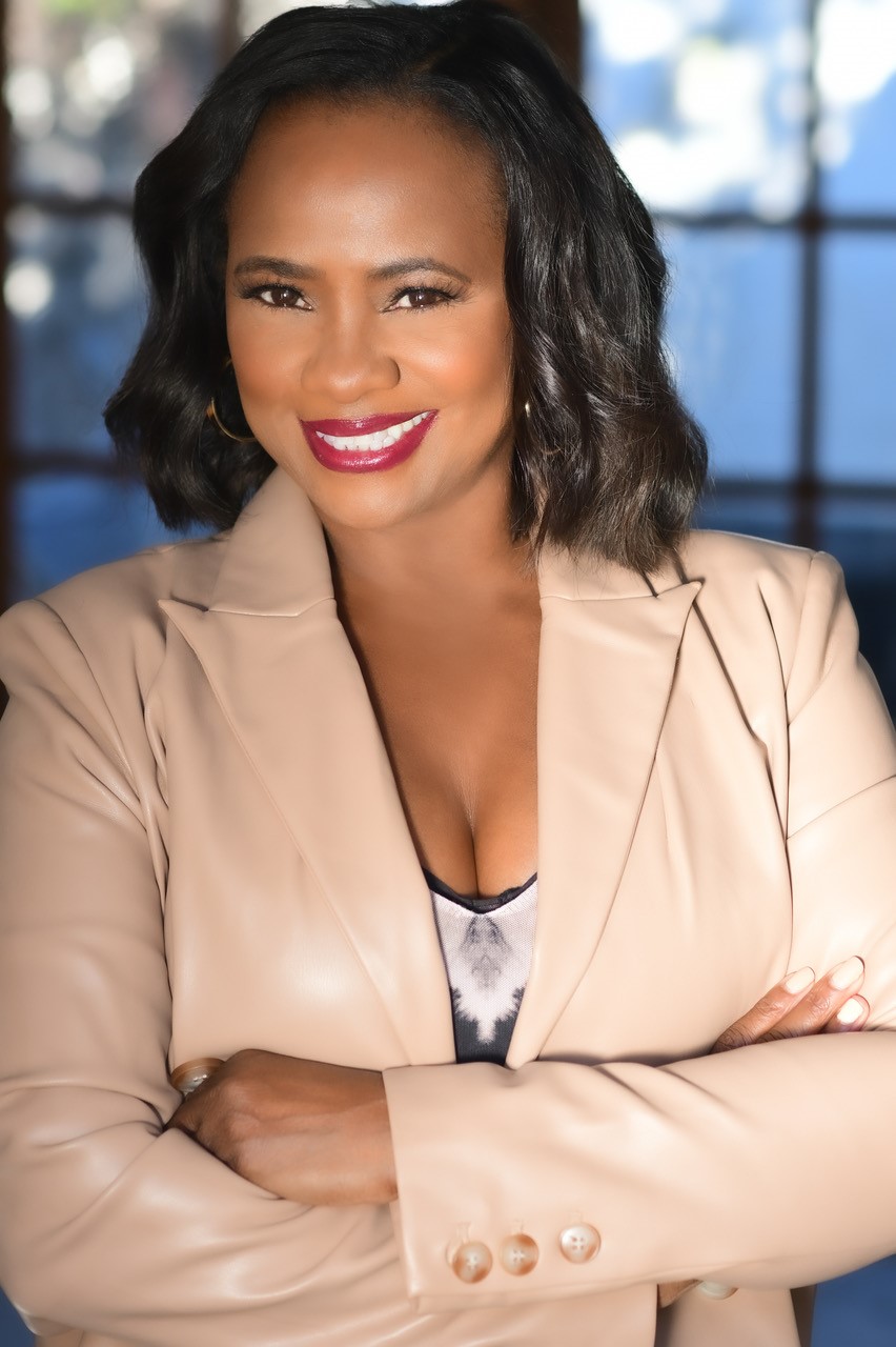 actor Karen Malina White large photo