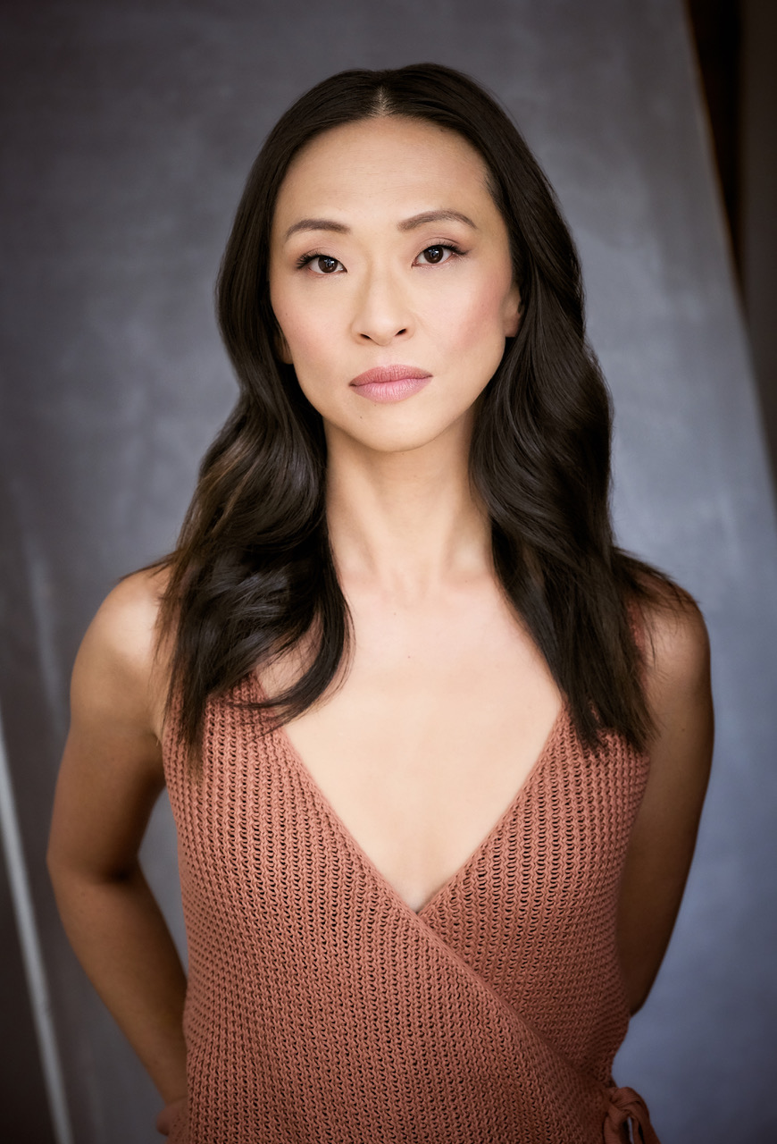 actor Joy Osmanski large photo