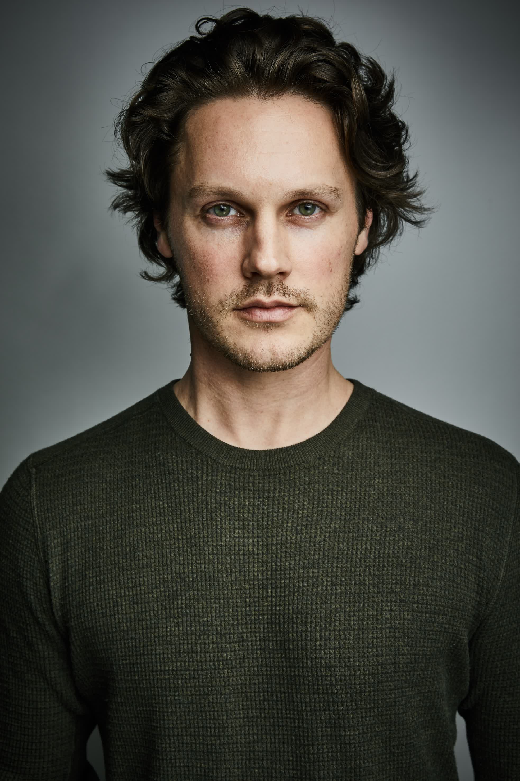 actor Zachary Abel large photo