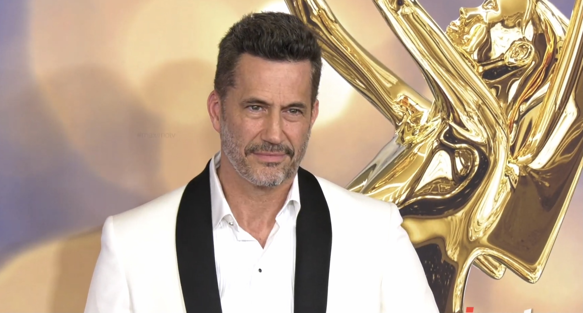 actor Michael Lowry large photo