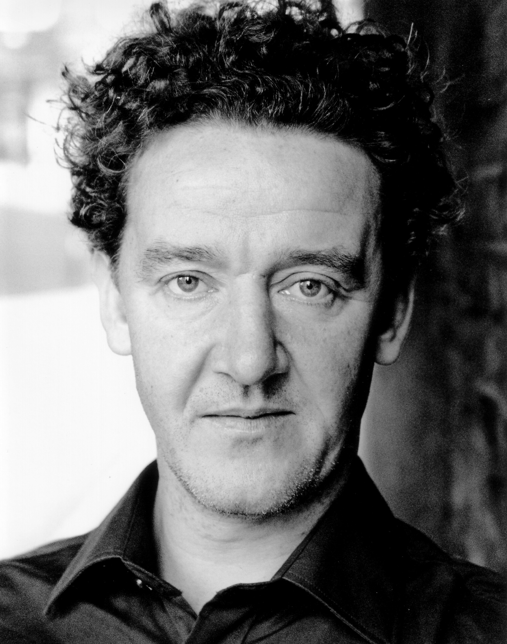 actor Gregor Truter large photo