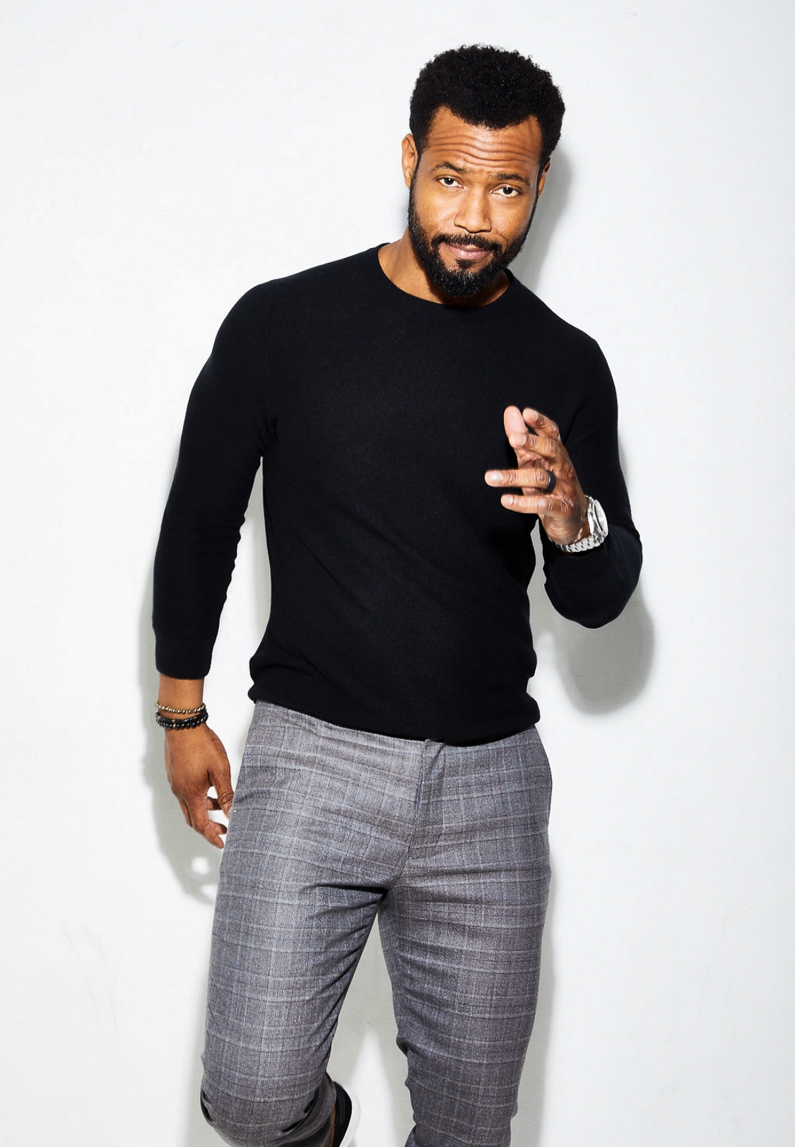 actor Isaiah Mustafa large photo