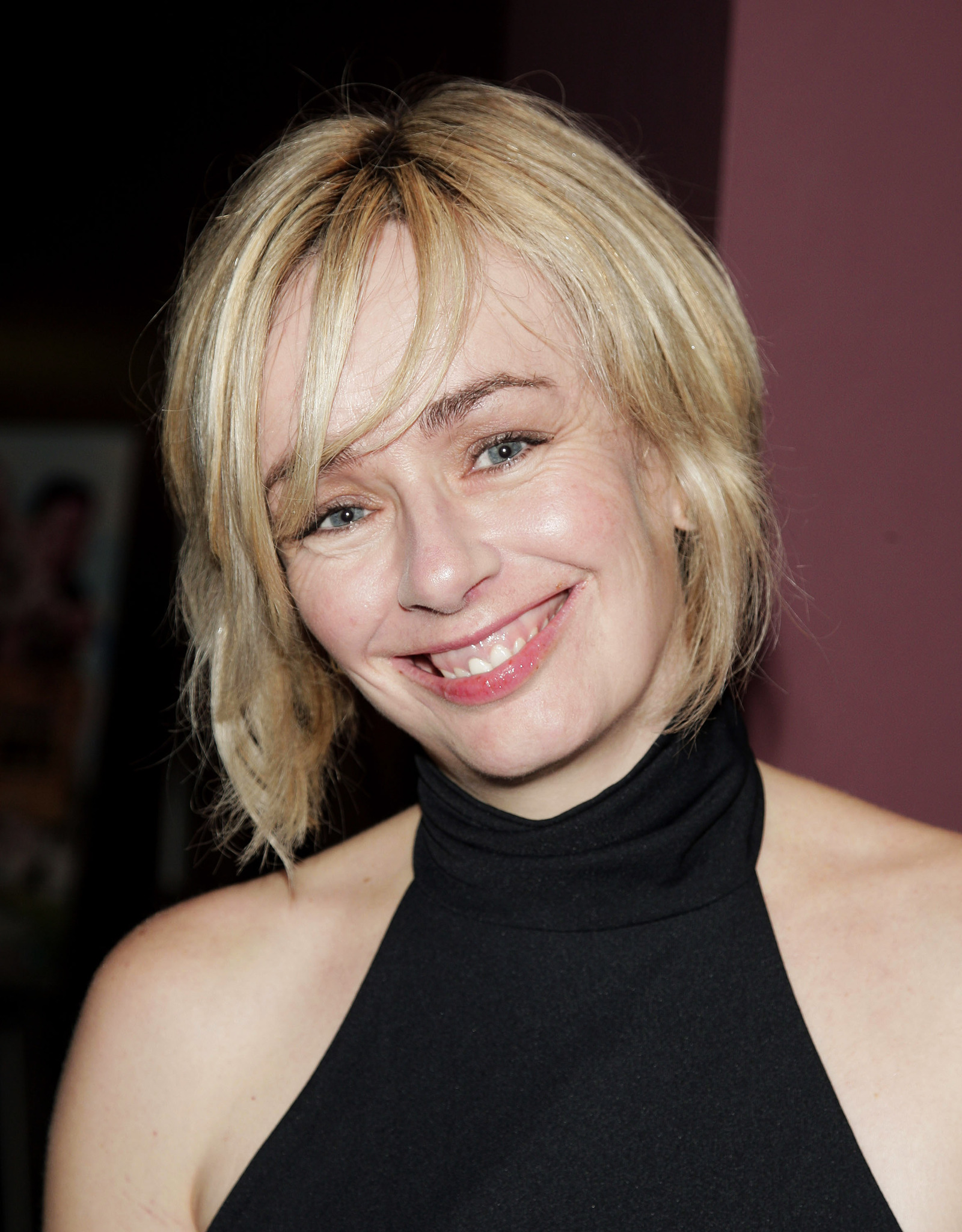 actor Lucy Decoutere large photo
