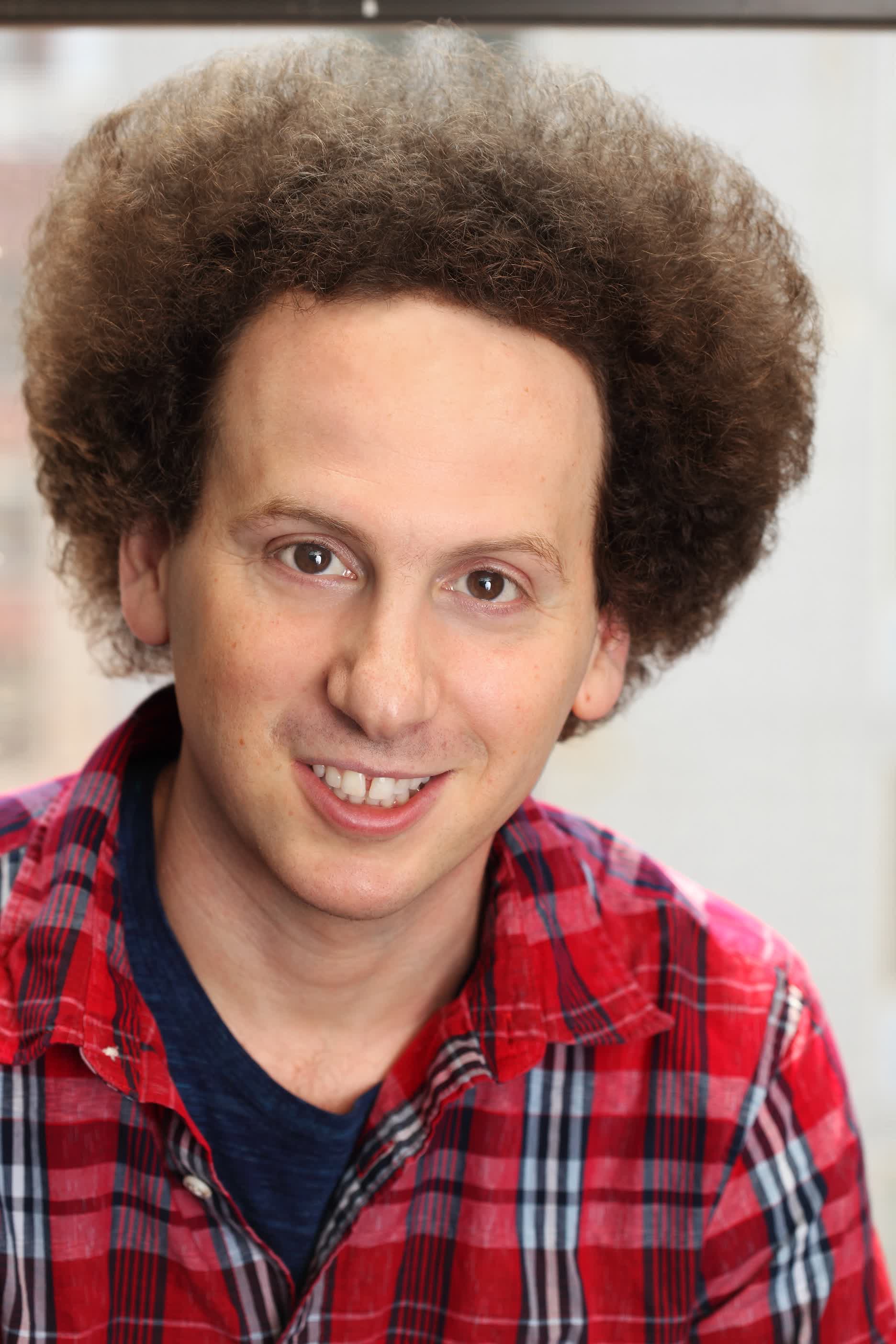 actor Josh Sussman large photo