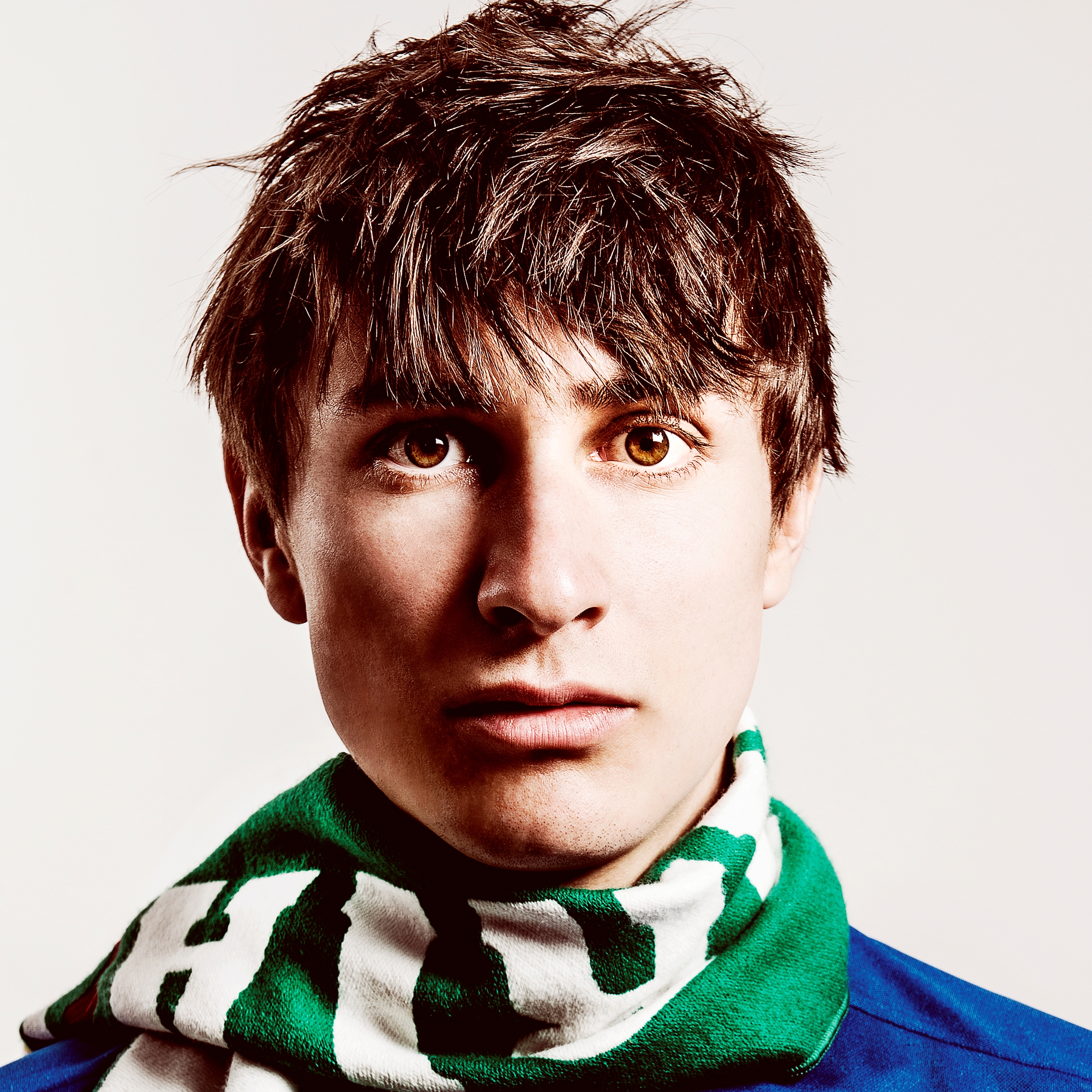 actor Tom Rosenthal large photo