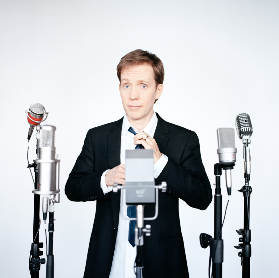 actor James Arnold Taylor large photo actor James Arnold Taylor large photo