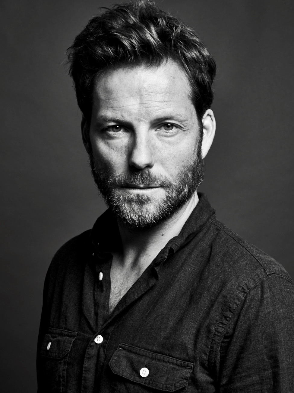 actor Jamie Bamber large photo