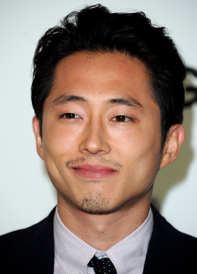 actor Steven Yeun large photo