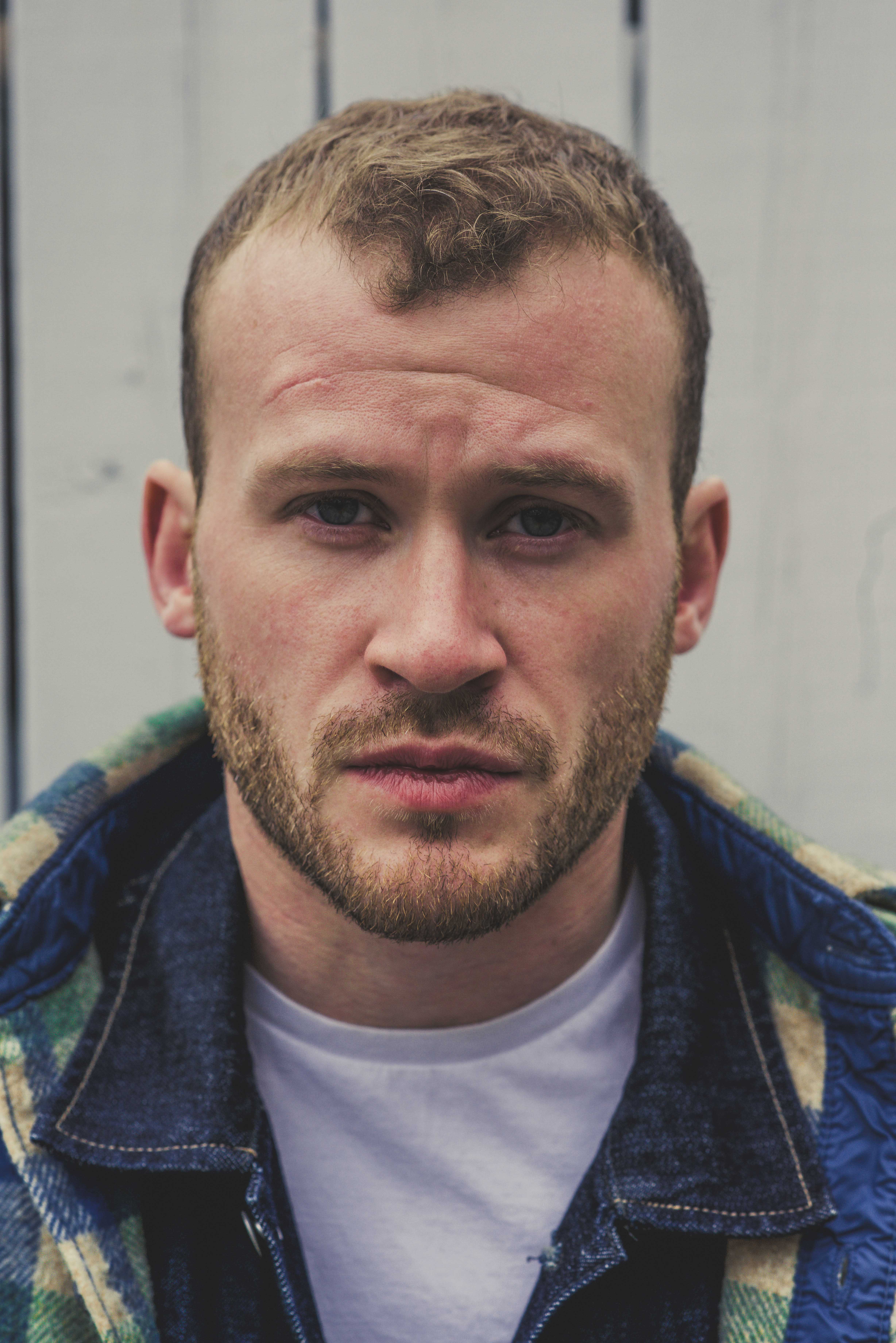 actor Jonathan Koensgen large photo