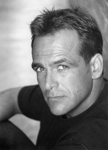actor Robert Rusler large photo