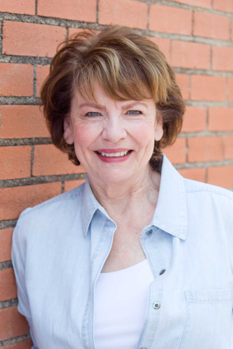 actor Louanne Stephens large photo