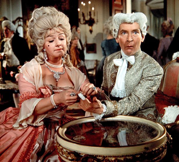 actor Joan Sims large photo