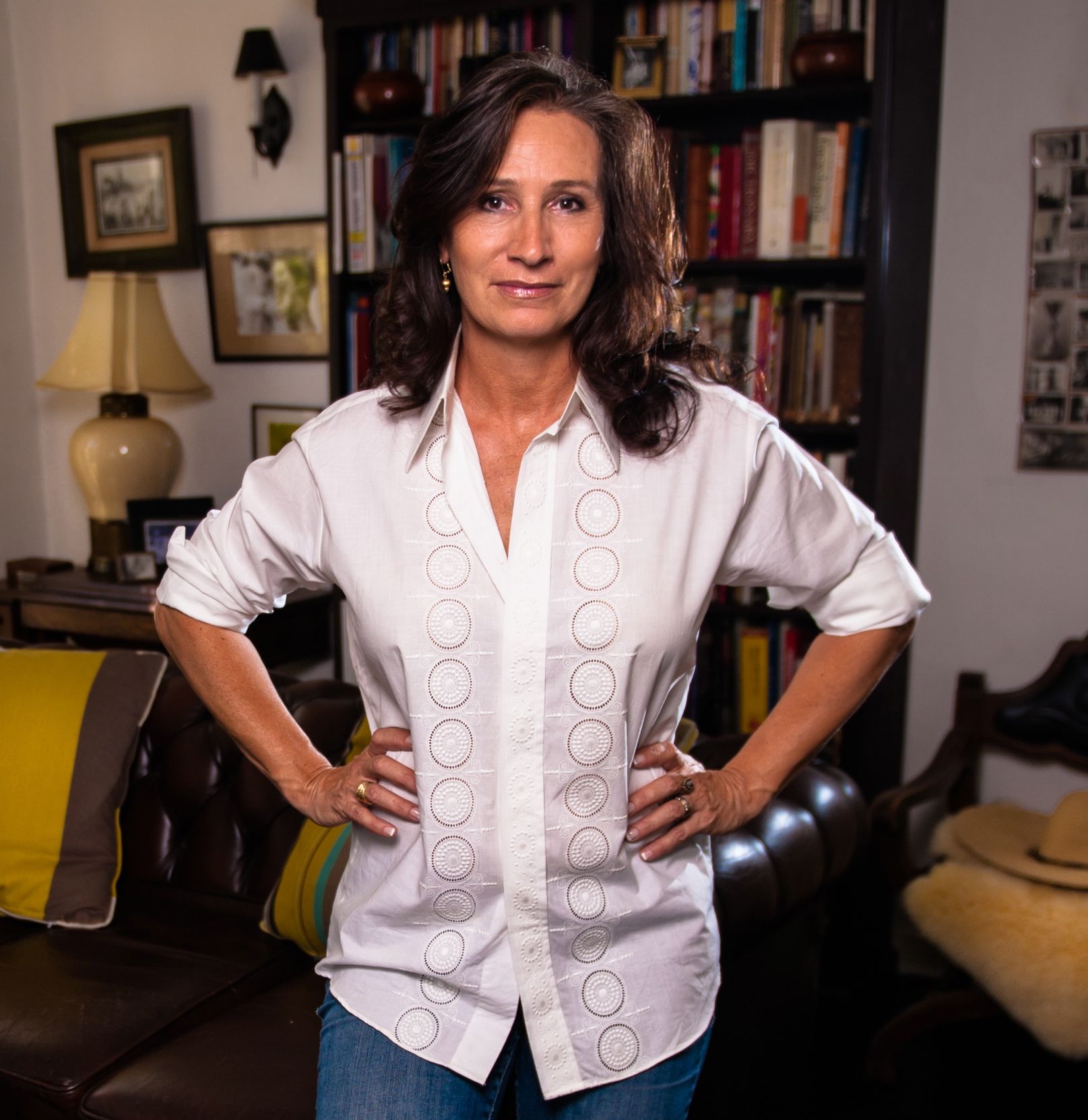 actor Victoria Harwood large photo