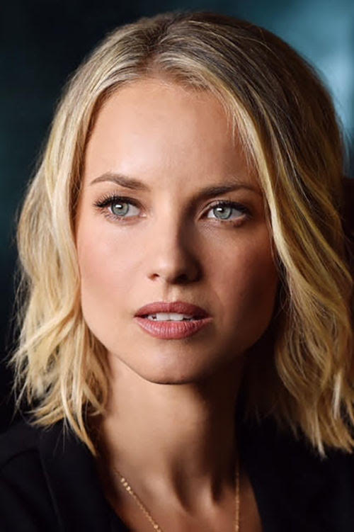 actor Christine Scott Bennett large photo