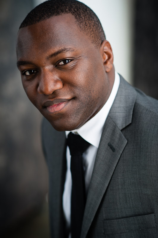 actor Omari Newton large photo