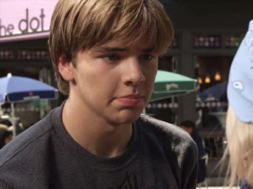 actor Sam Earle large photo